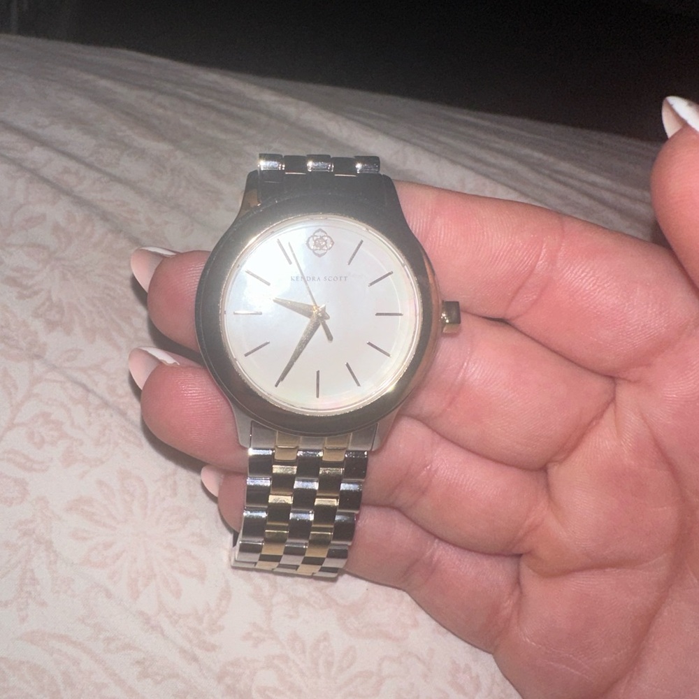 Kendra Scott Mother of Pearl stainless steel watch 35mm